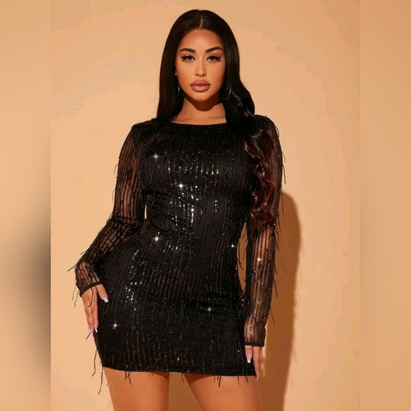 Contrast sequin Bodycon Dress - Picture 2 of 3